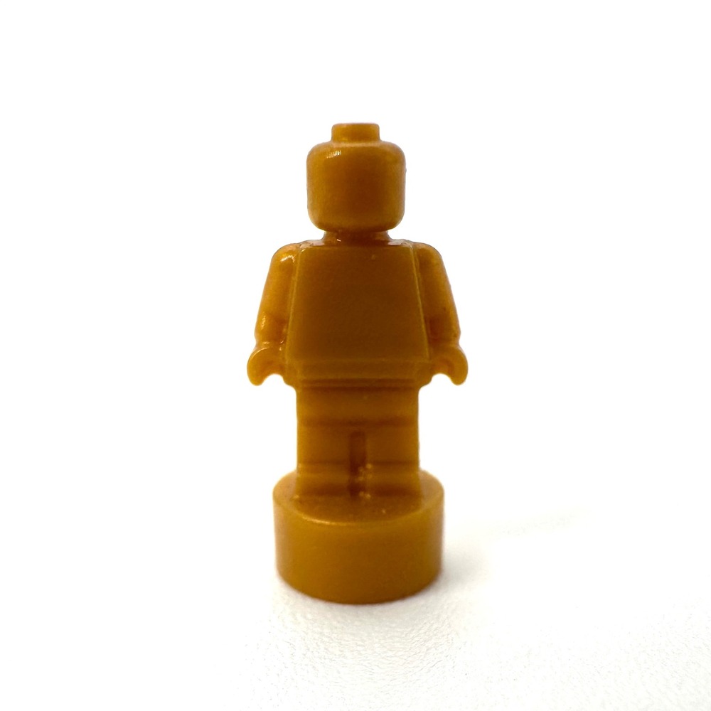 LEGO Pearl Gold Microfigure Statue Trophy Ninjago City Gardens Minifig 71741